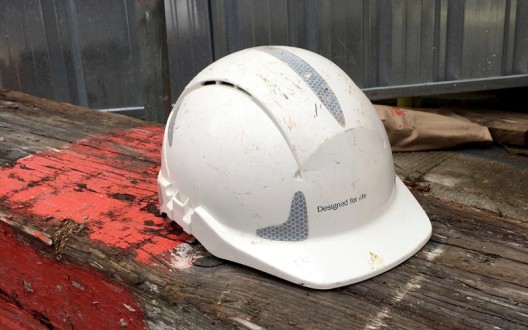 builders helmet